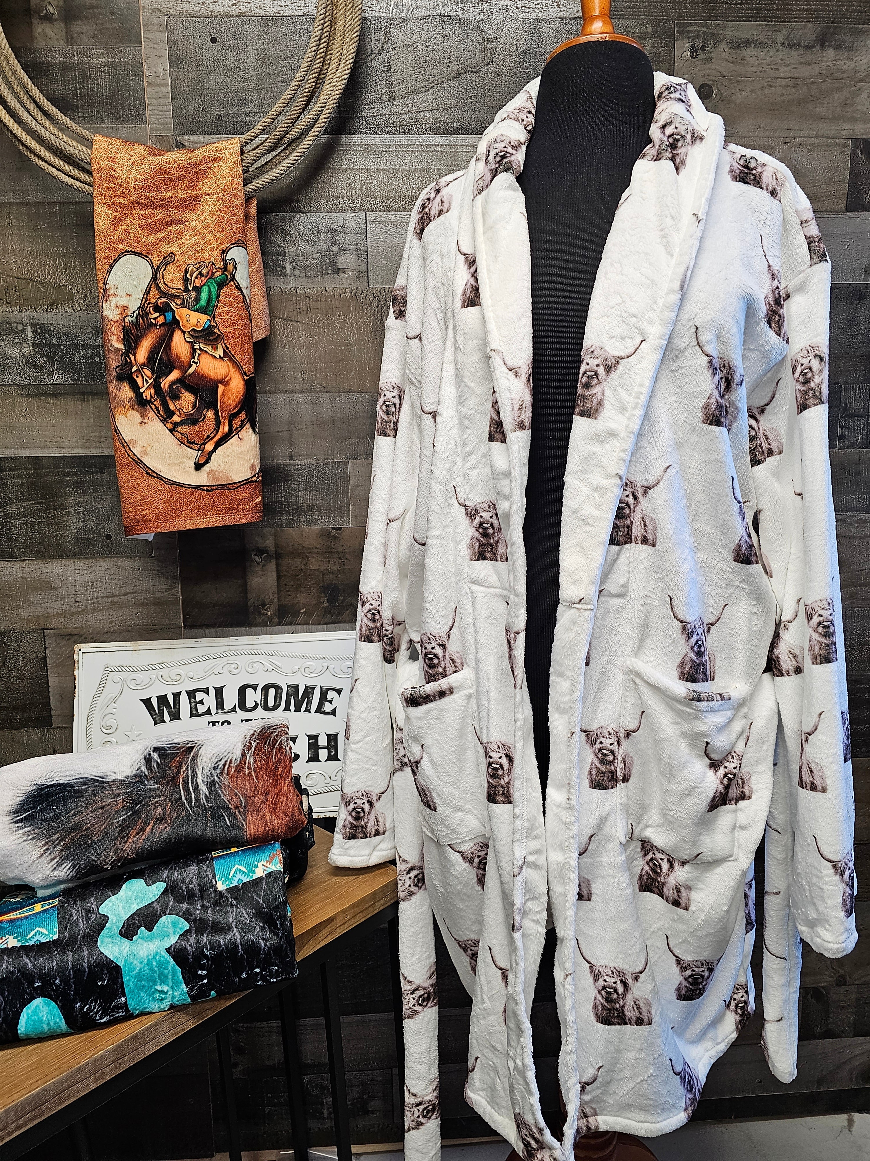 Baha Ranch Silly Highland Cow Women's Western Bath Robe