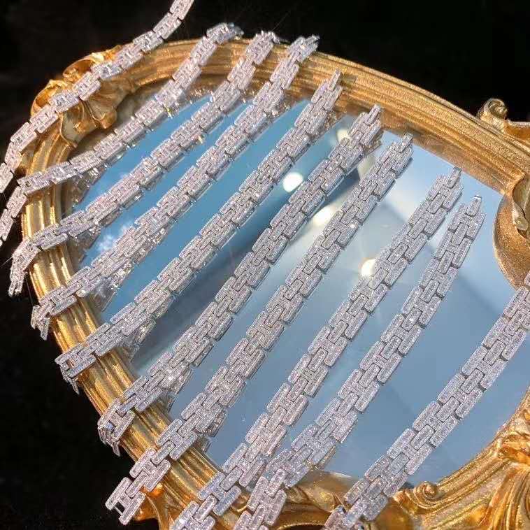 Charm Gold Iced out Diamond 18K Gold Chain Bracelet Women's